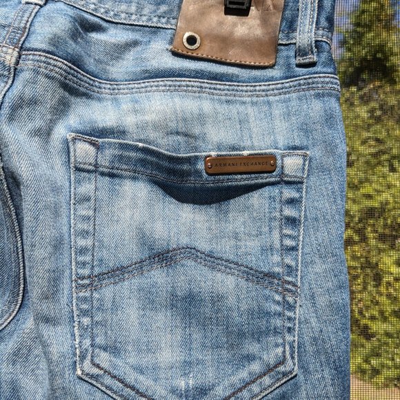 Armani Exchange A/X Jeans 30 Short Distressed - Picture 3 of 5